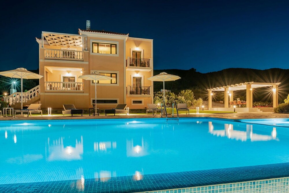 Photo of Outdoor in Samos Town