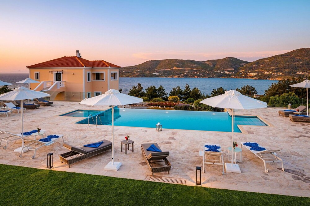 Photo of Outdoor in Samos Town