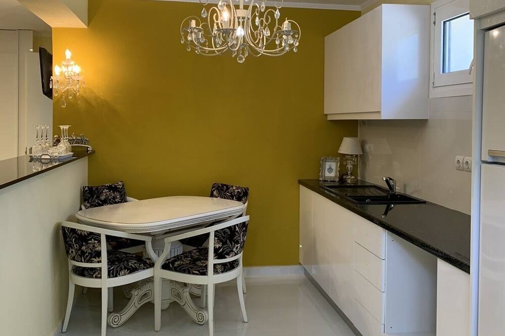 Photo of Kitchen in Tsilivi
