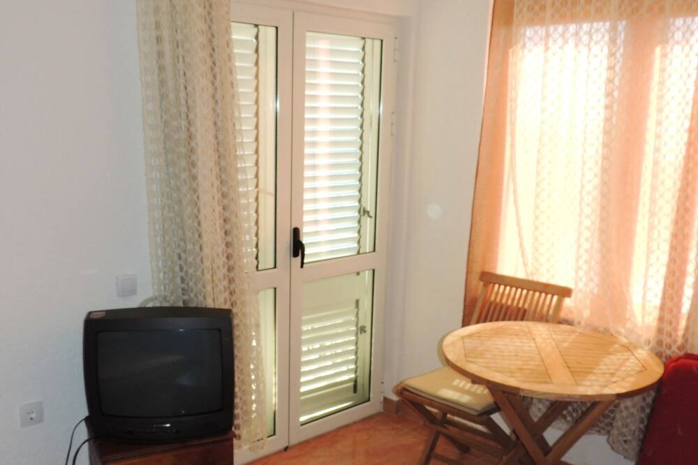 Photo of Livingroom in Rana