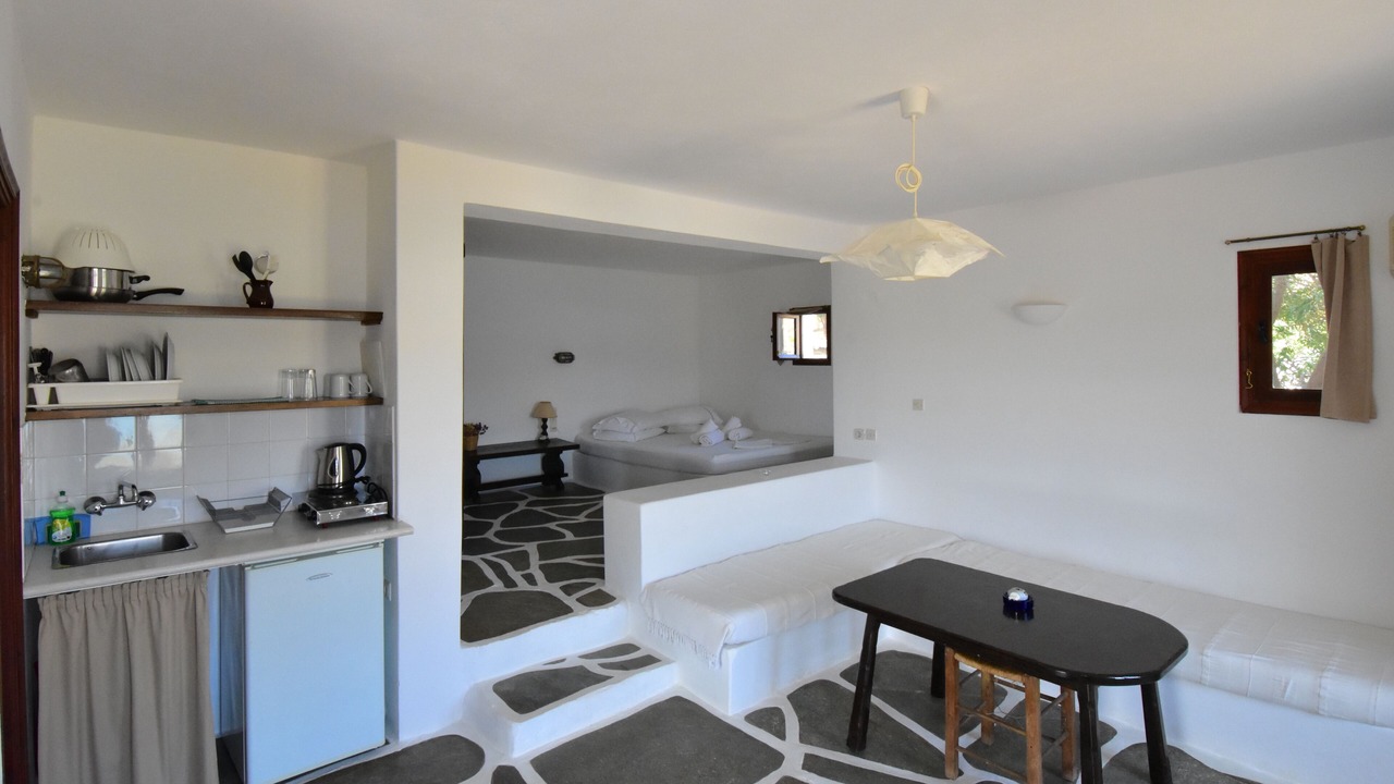 Photo of Bedroom in Ios Town