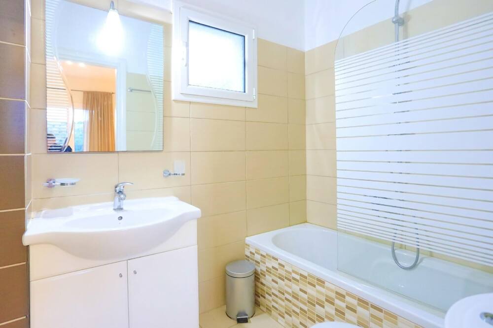 Photo of Bathroom in Agios Stefanos