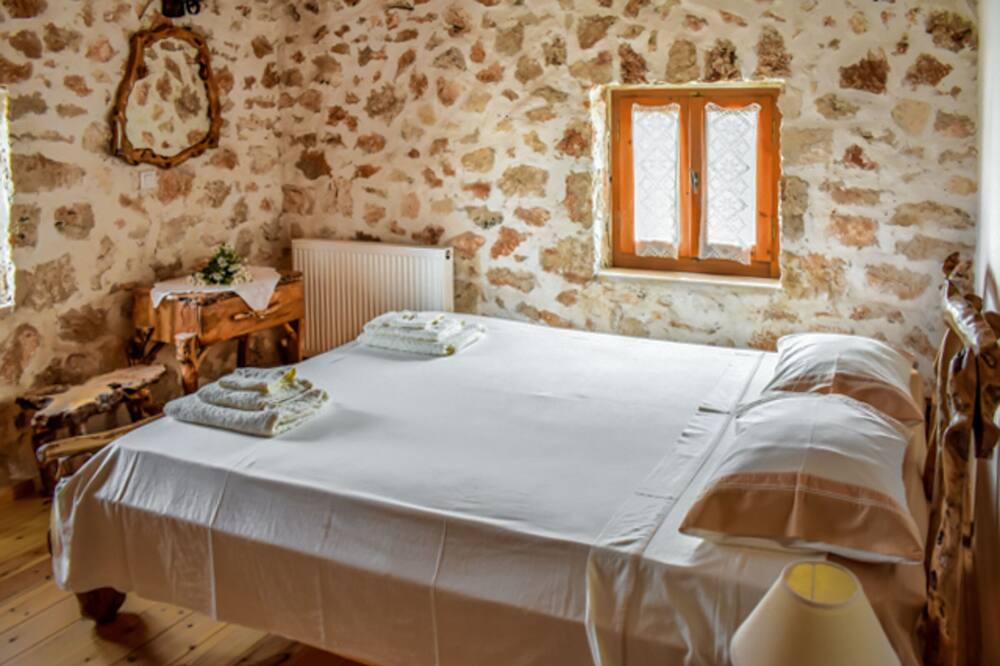 Photo of Bedroom in Elation