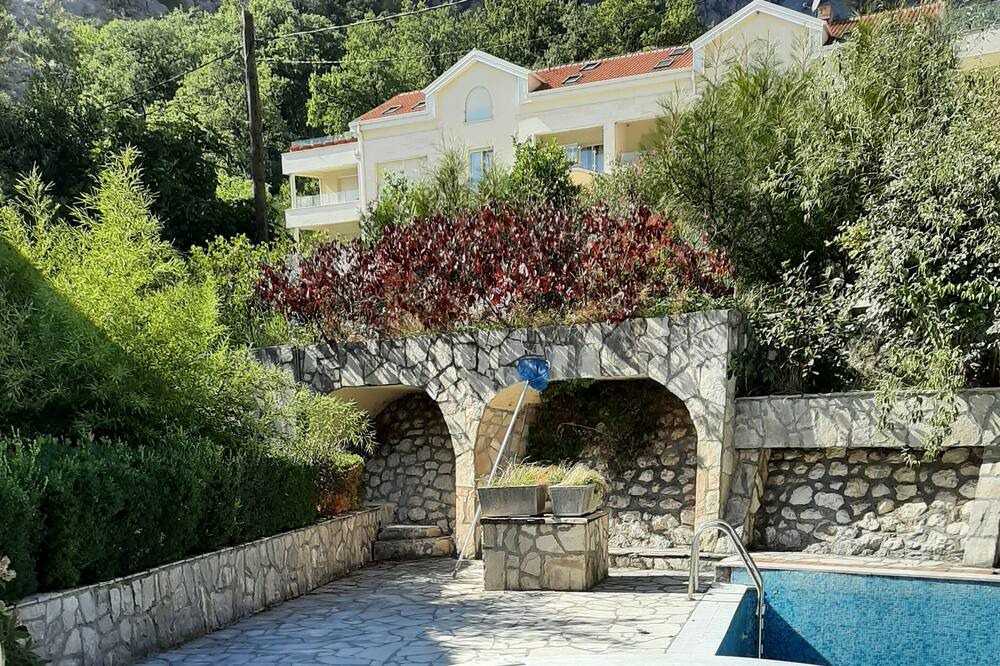 Photo of Outdoor in Orahovac