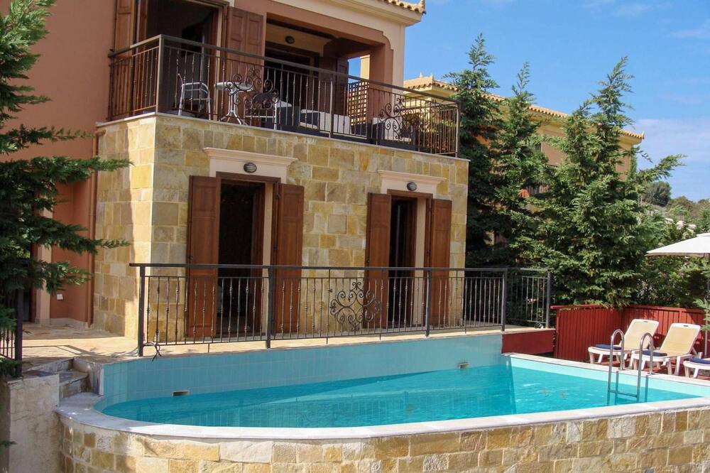 Photo of Outdoor in Katsarata