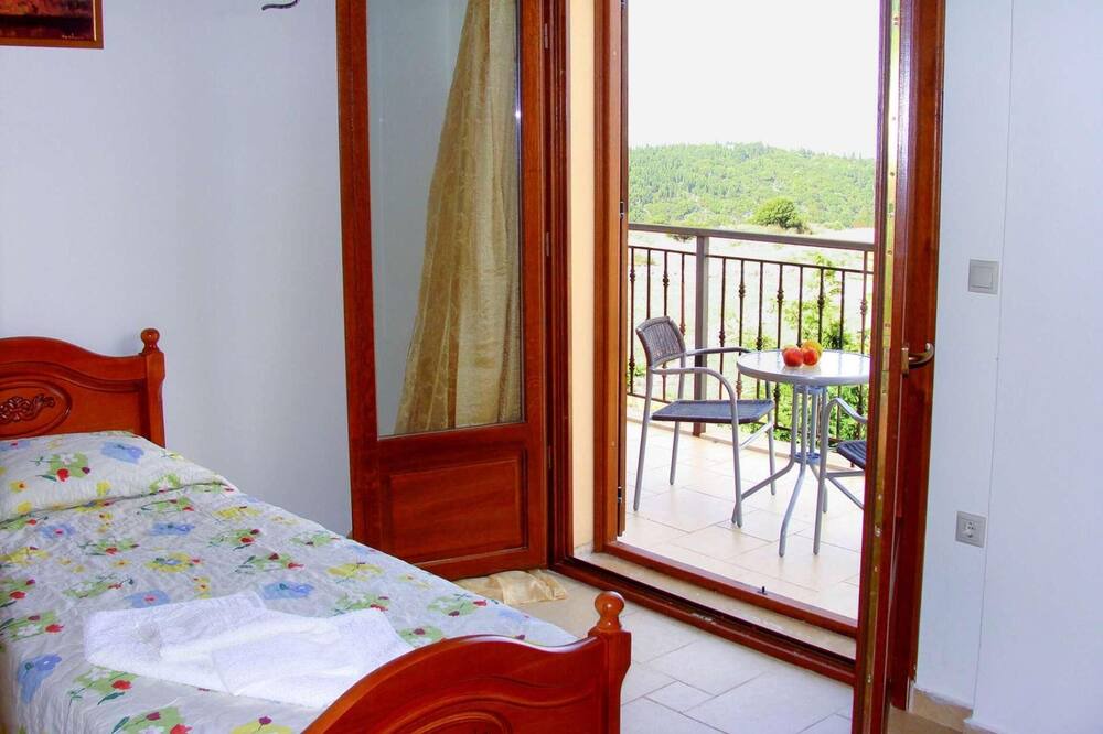 Photo of Bedroom in Katsarata
