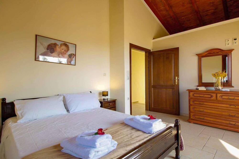 Photo of Bedroom in Katsarata