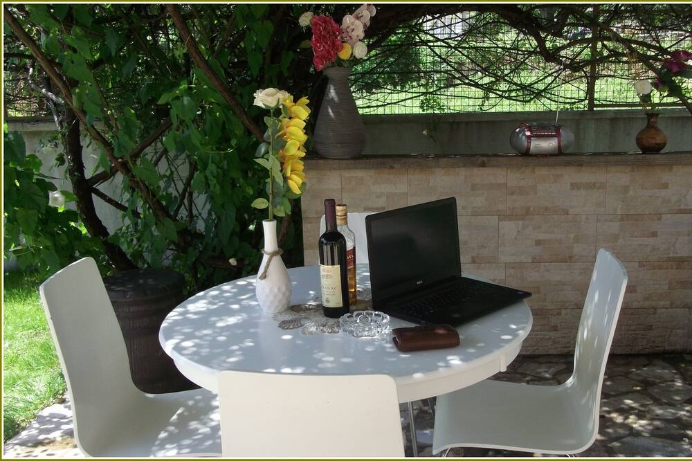 Photo of Patio Balcony in Risan
