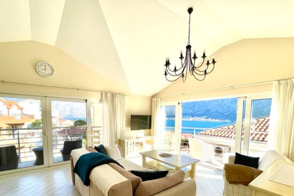 Photo of Bedroom in Prcanj