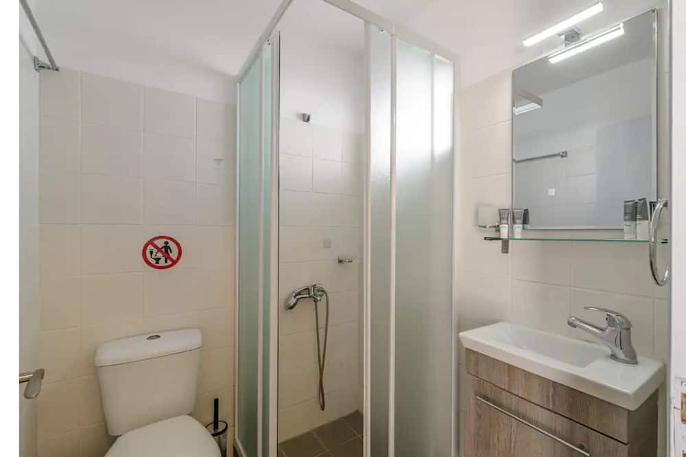 Photo of Bathroom in Karterados