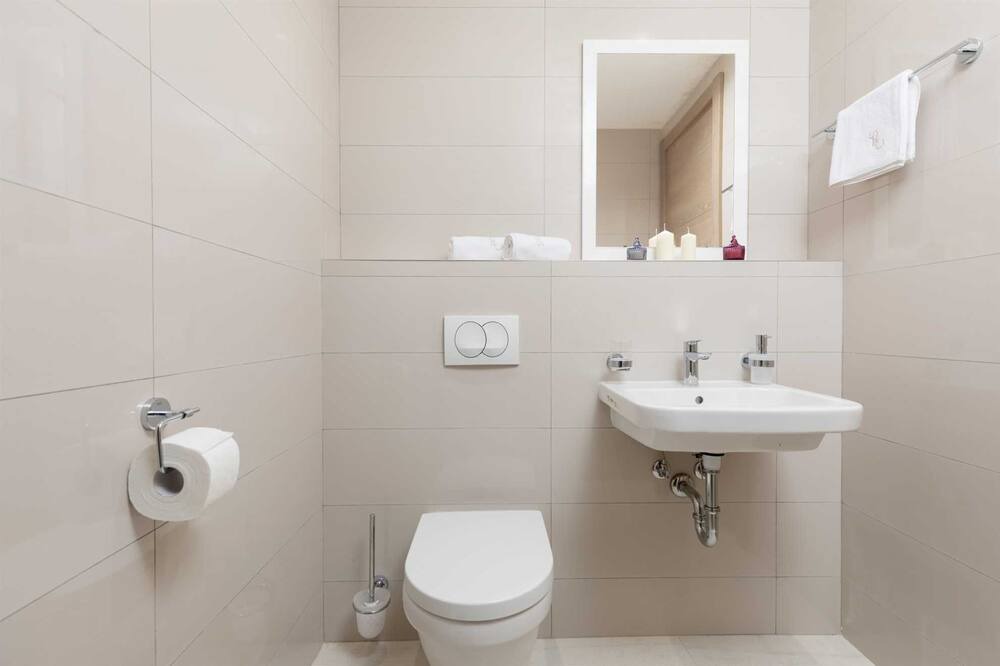 Photo of Bathroom in Seoca