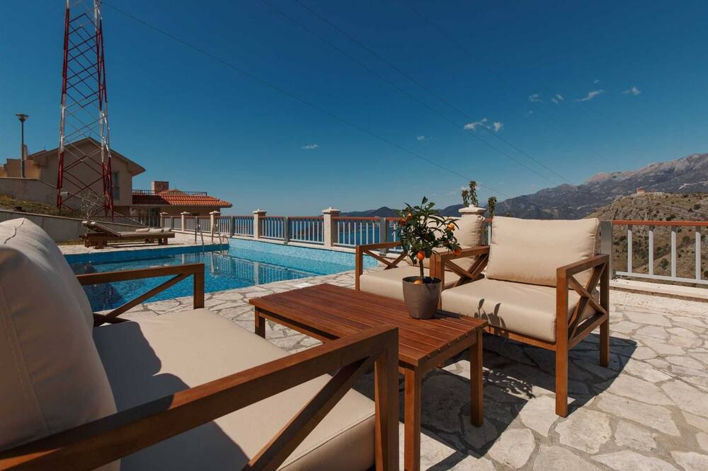 Photo of Patio Balcony in Seoca