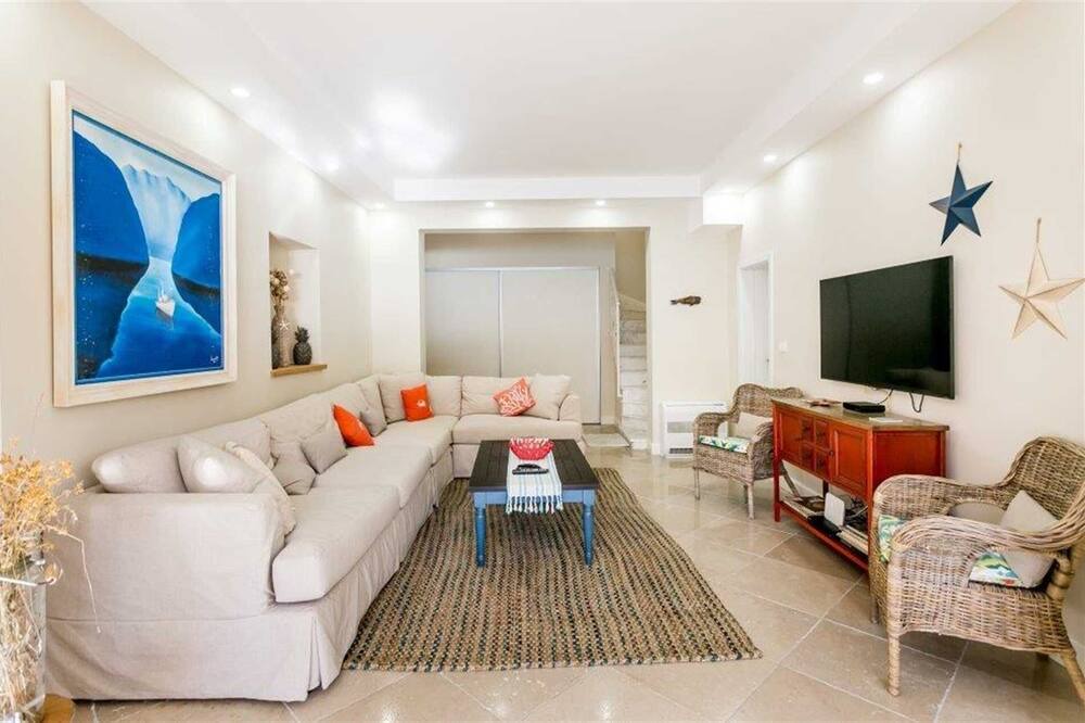 Photo of Livingroom in Dobrota