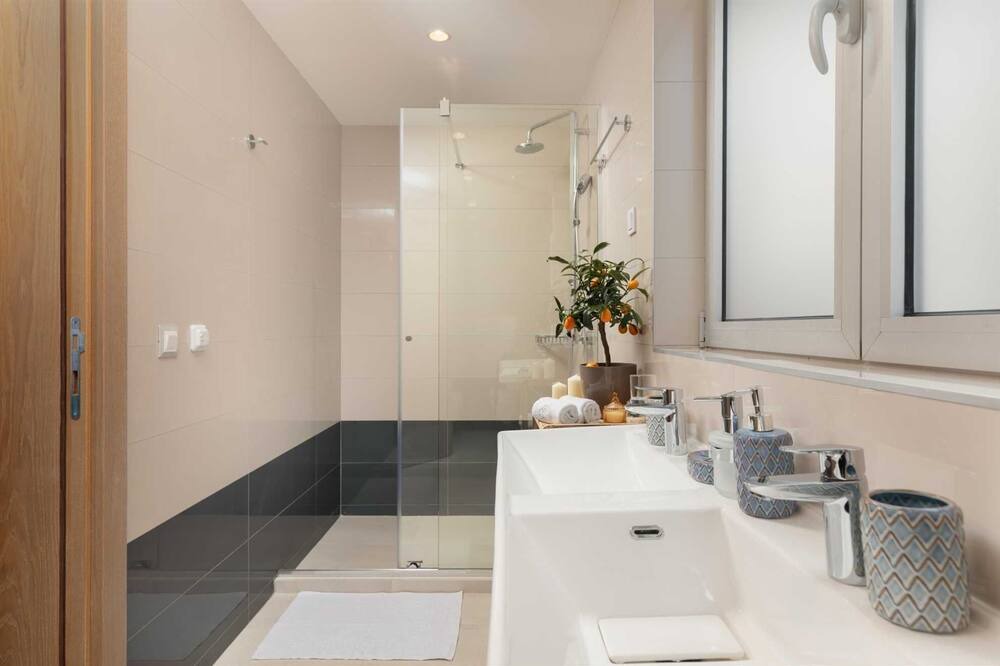 Photo of Bathroom in Seoca