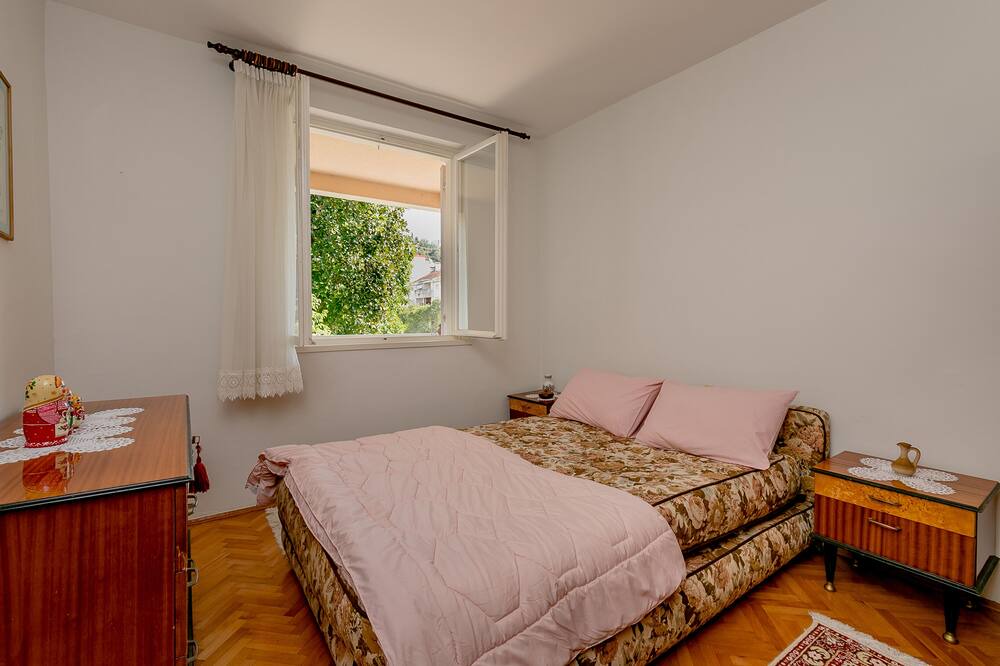 Photo of Bedroom in Topla