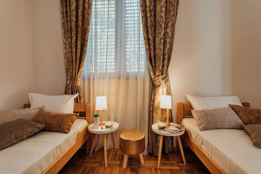 Photo of Others in Zelenika