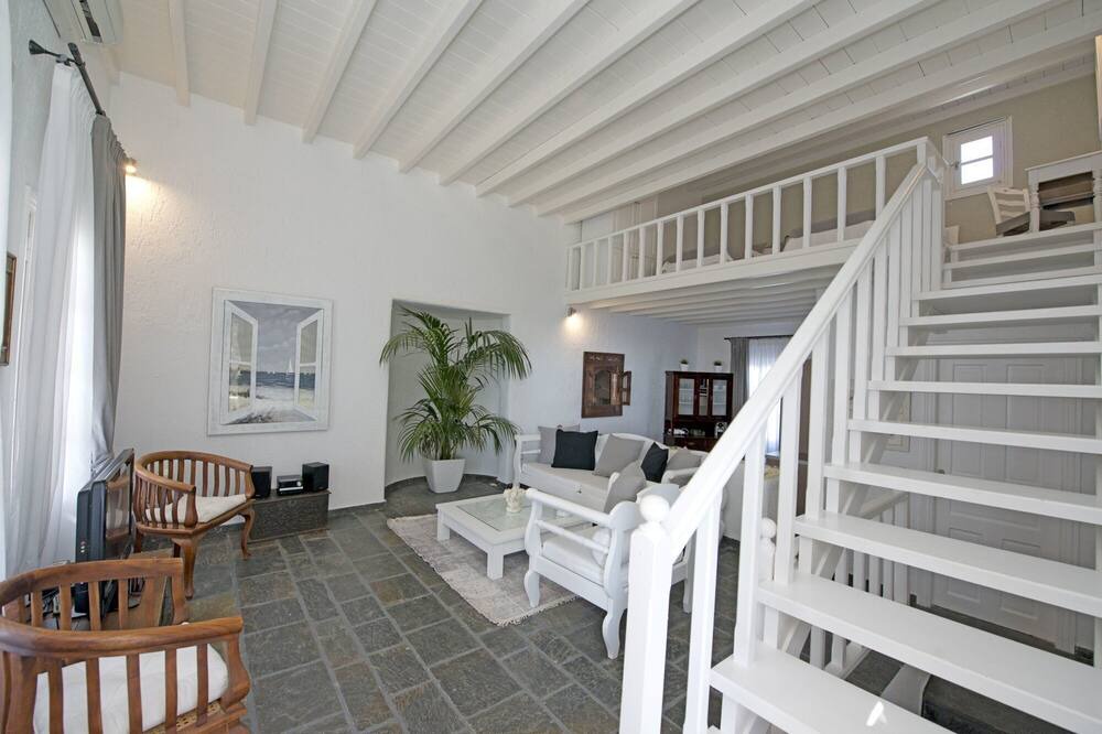 Photo of Livingroom in Kalafatis