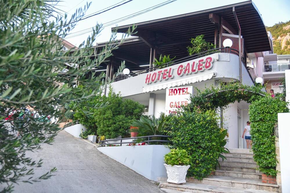 Photo of Outdoor in Canj