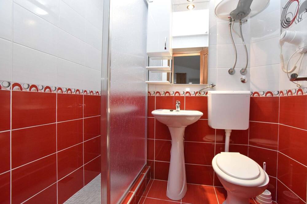 Photo of Bathroom in Canj