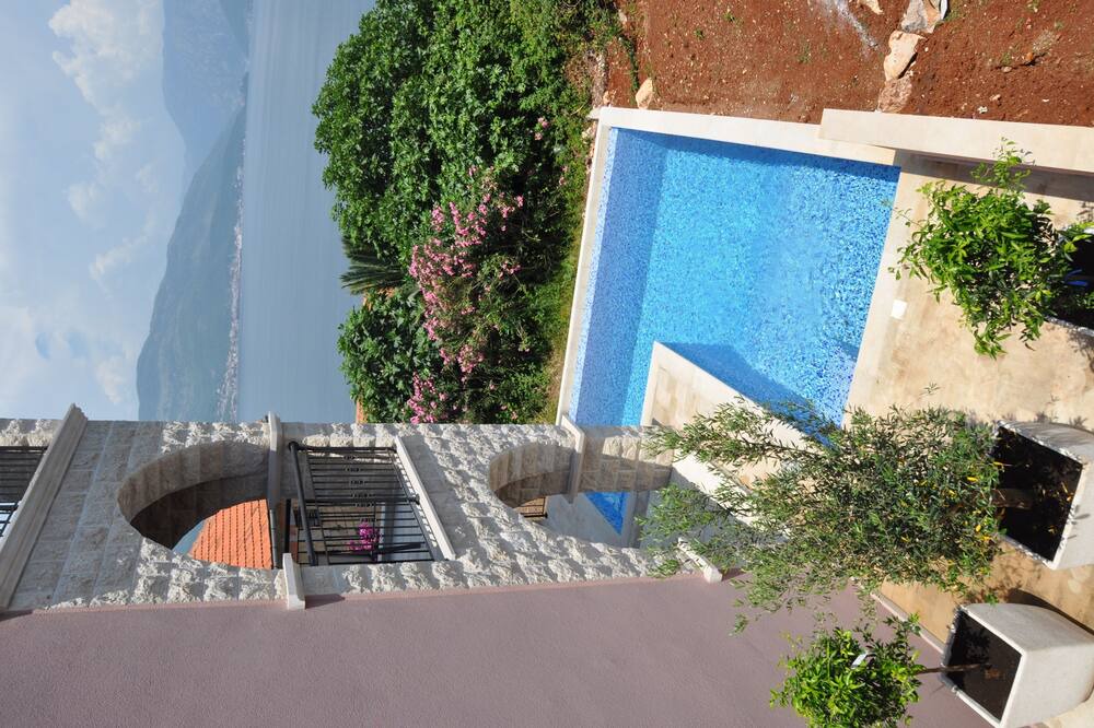 Photo of Outdoor in Krasici