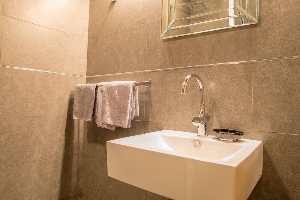 Photo of Bathroom in Tomicici