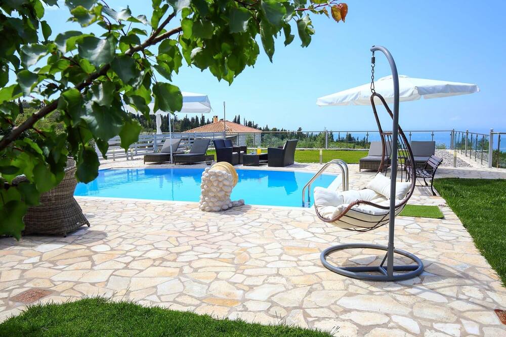 Photo of Outdoor in Kavallos