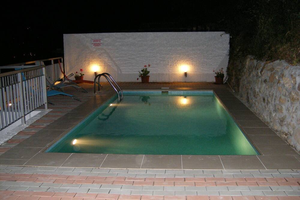 Photo of Outdoor in Prcanj
