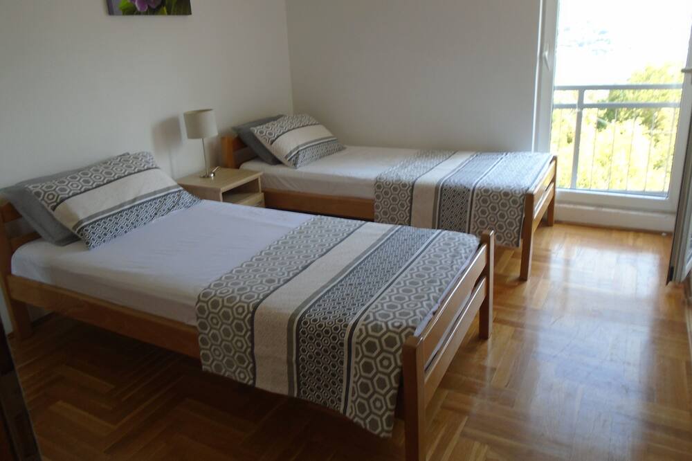 Photo of Bedroom in Prcanj