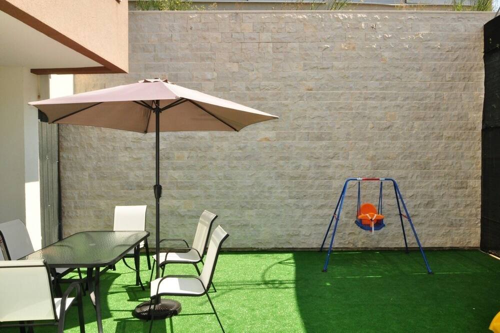 Photo of Patio Balcony in Lazi