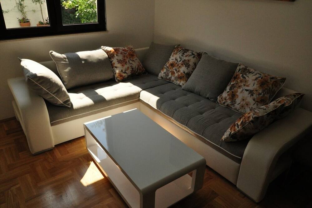 Photo of Livingroom in Lazi