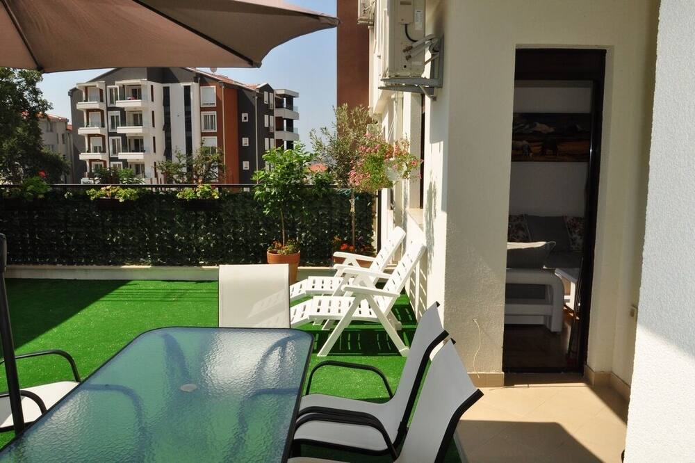 Photo of Patio Balcony in Lazi