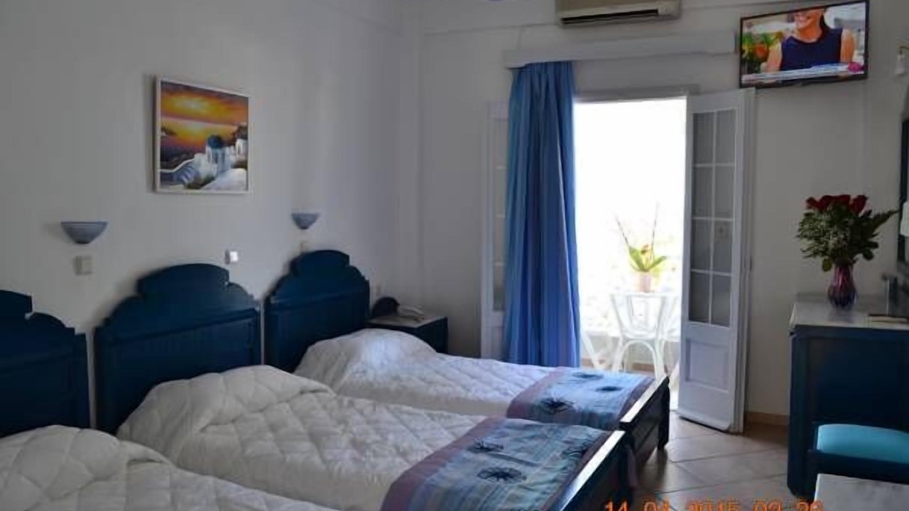 Photo of Bedroom in Fira