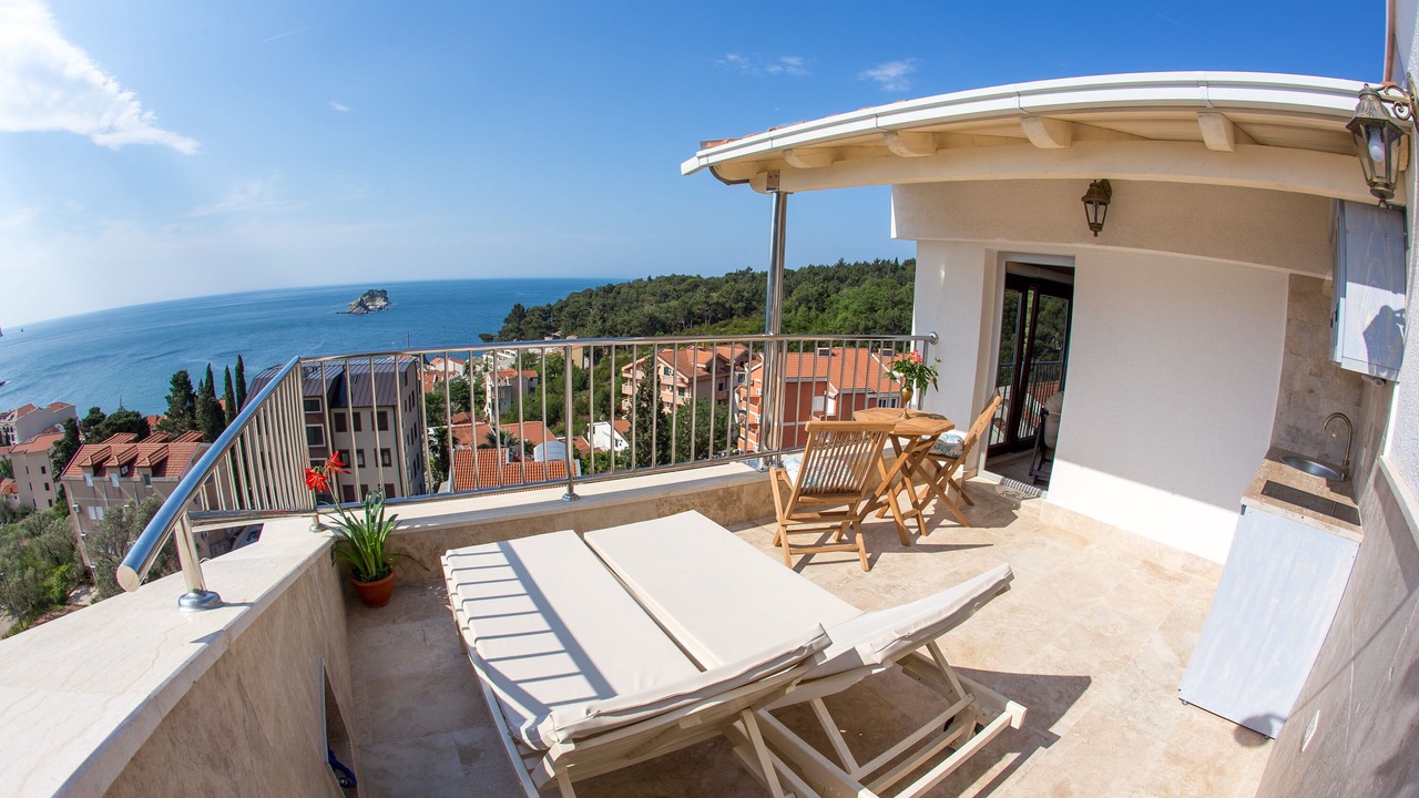 Photo of Others in Petrovac