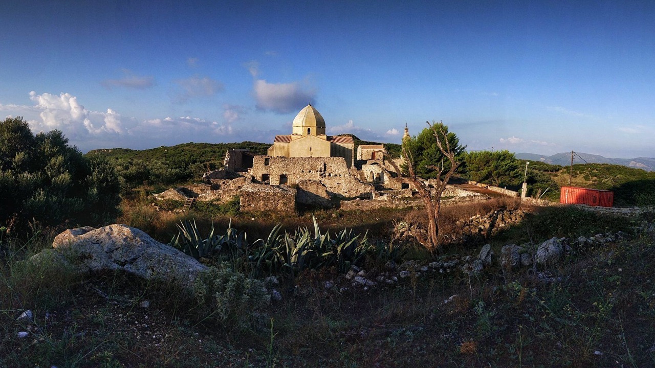 Photo of Outdoor in Xirokastello