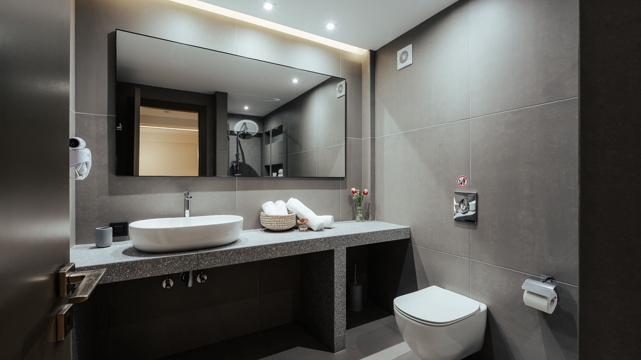 Photo of Bathroom in Aria