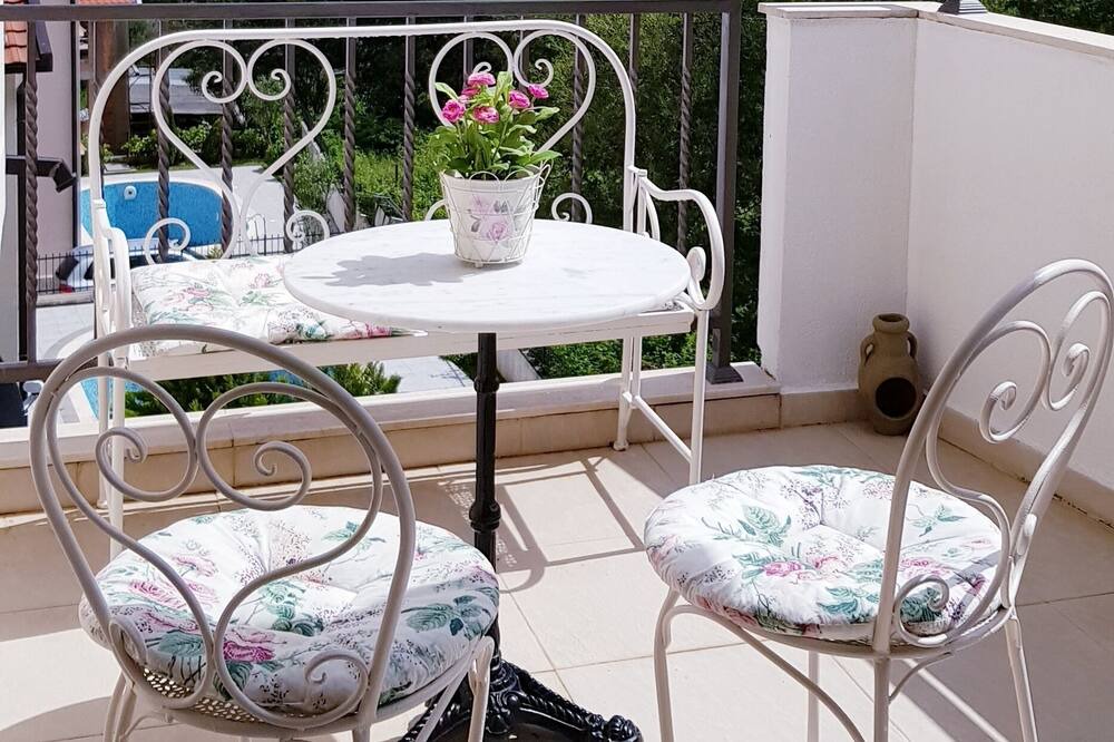 Photo of Patio Balcony in Grahovo
