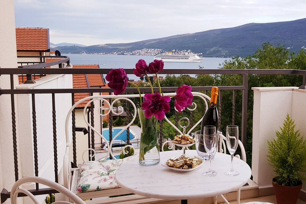 Photo of Patio Balcony in Grahovo