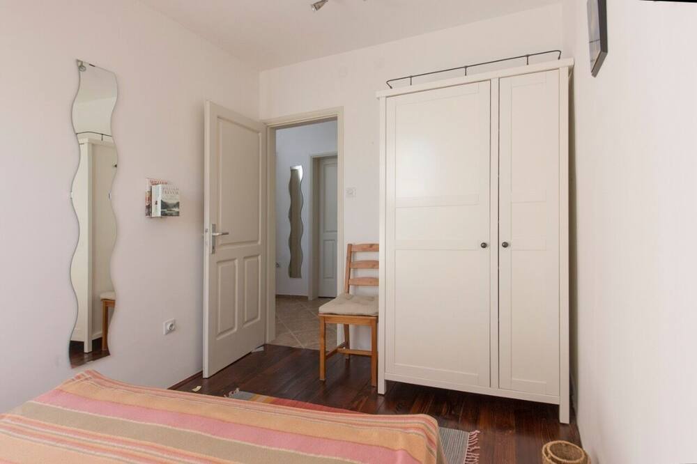 Photo of Bedroom in Perast