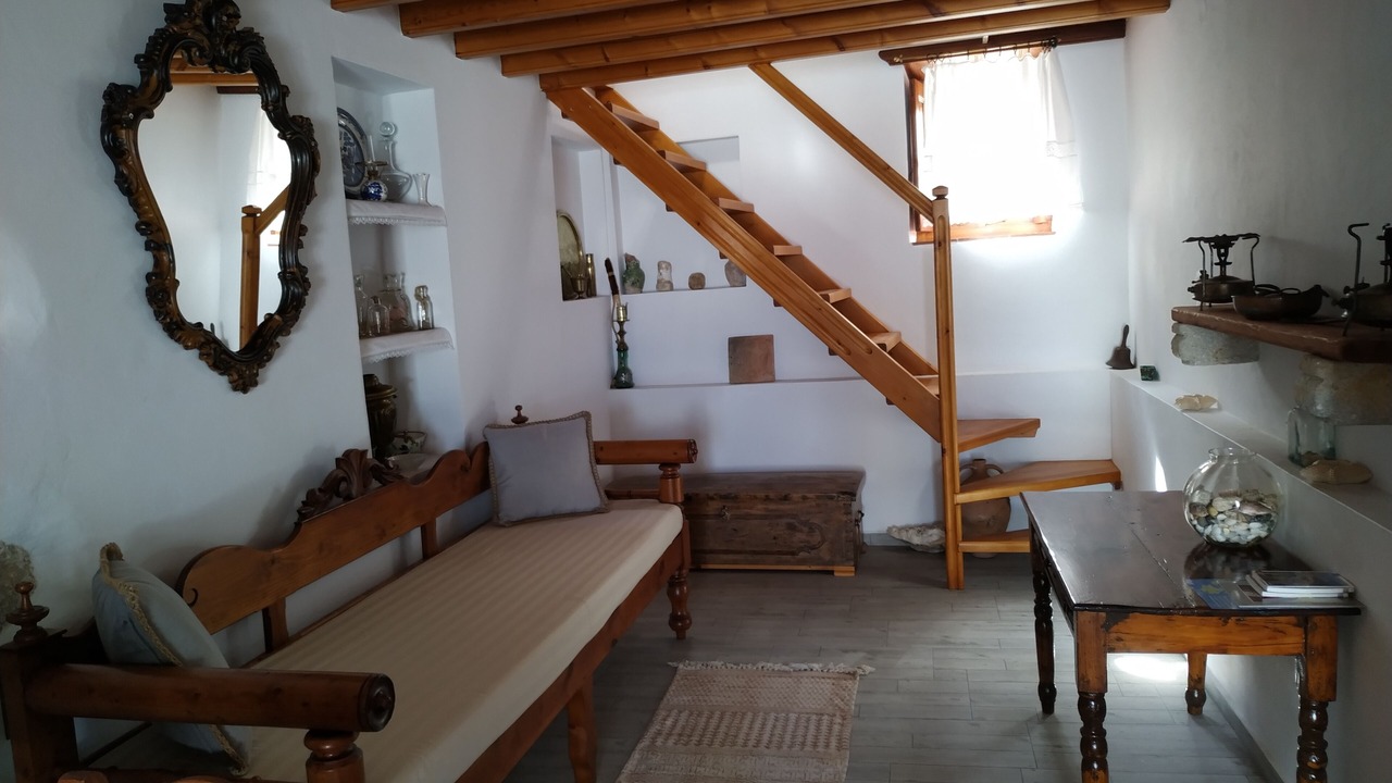 Photo of Livingroom in Chora