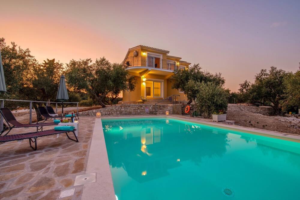 Photo of Outdoor in Vlachopoulatika