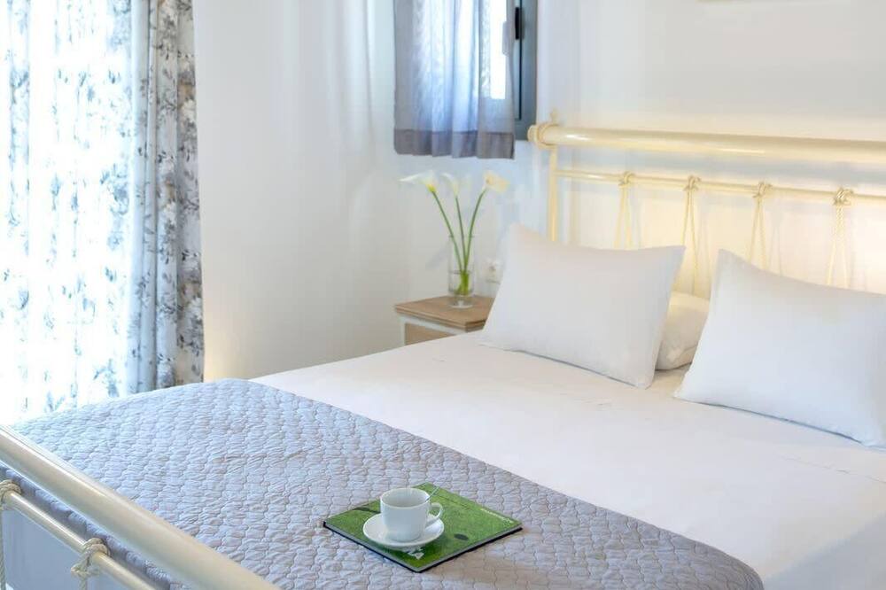 Photo of Bedroom in Evgiros