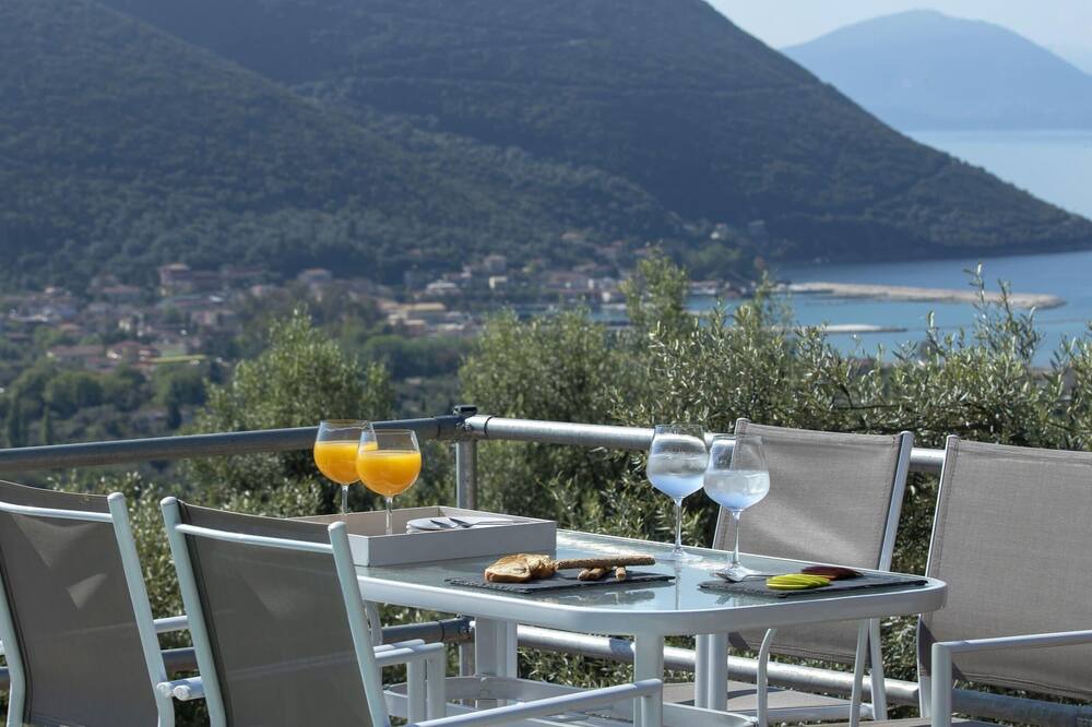 Photo of Patio Balcony in Evgiros
