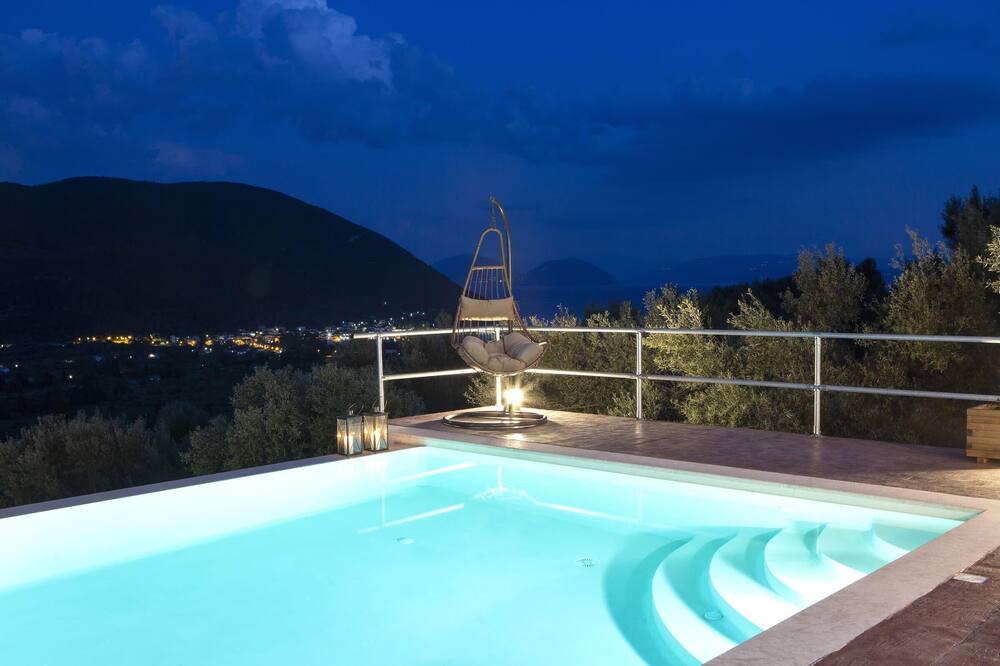 Photo of Outdoor in Evgiros