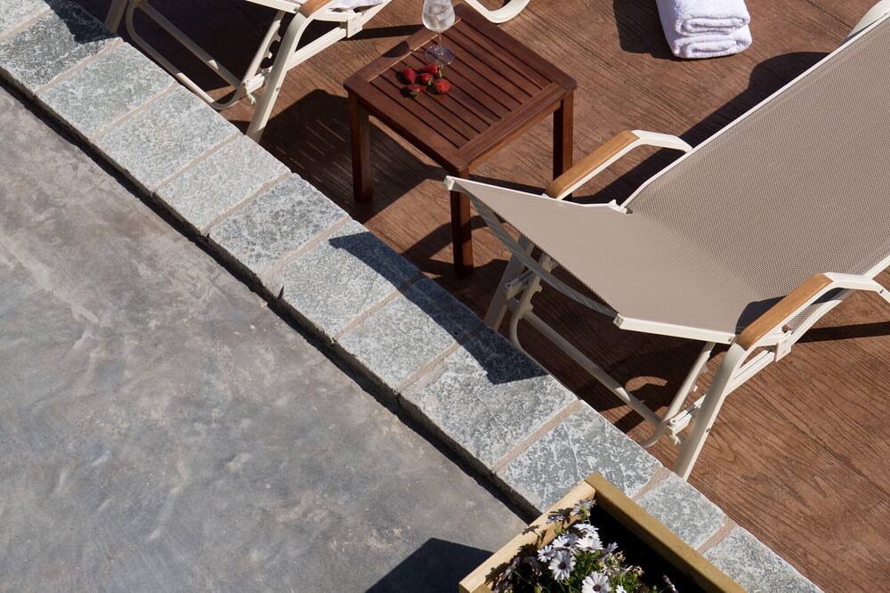 Photo of Outdoor in Evgiros