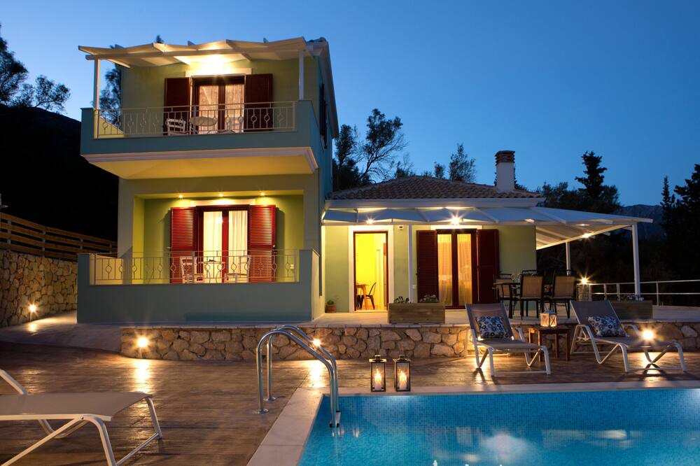 Photo of Outdoor in Evgiros