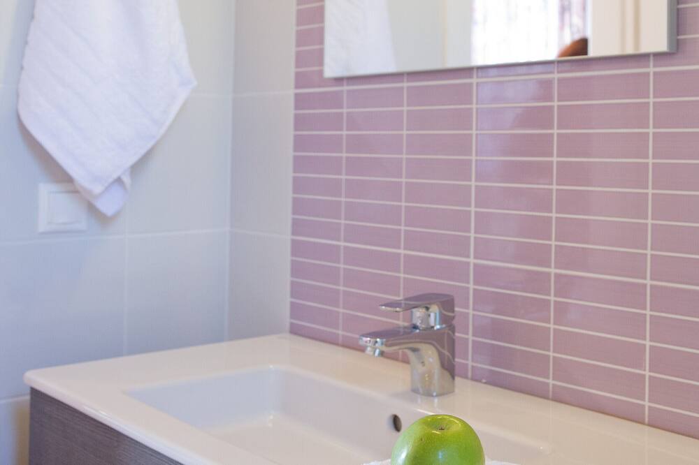 Photo of Bathroom in Evgiros