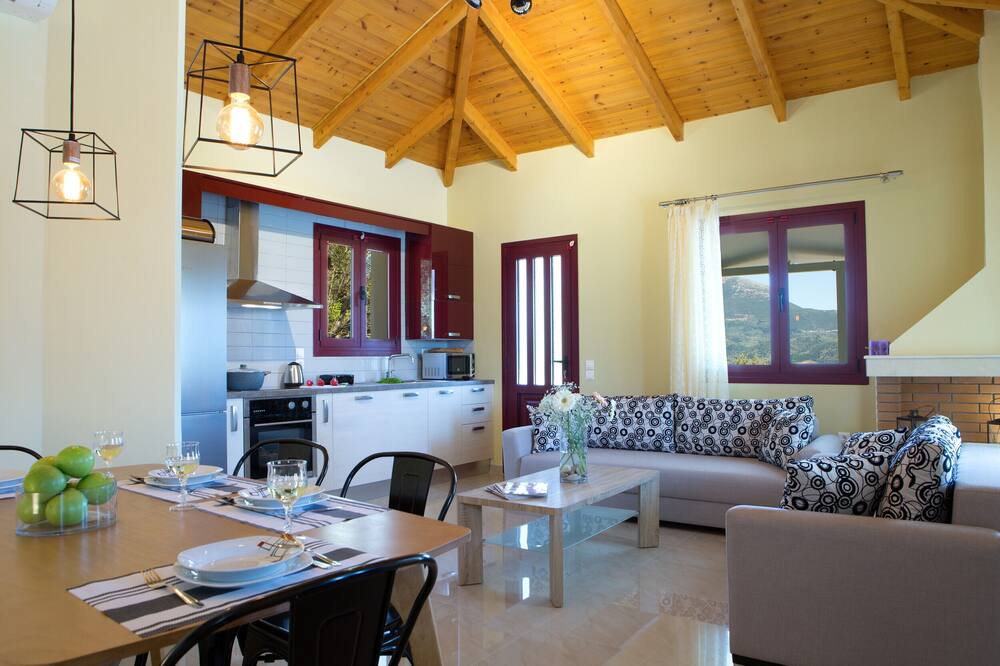 Photo of Livingroom in Evgiros