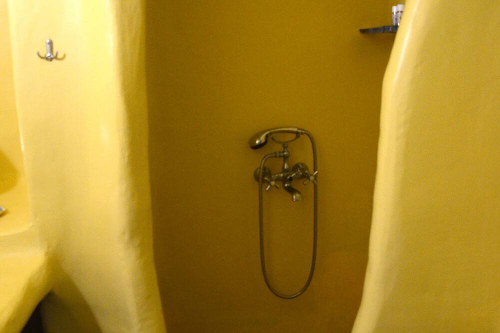 Photo of Bathroom in Merichas