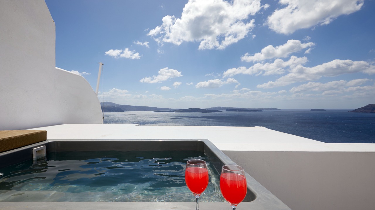 Photo of Bedroom in Oia