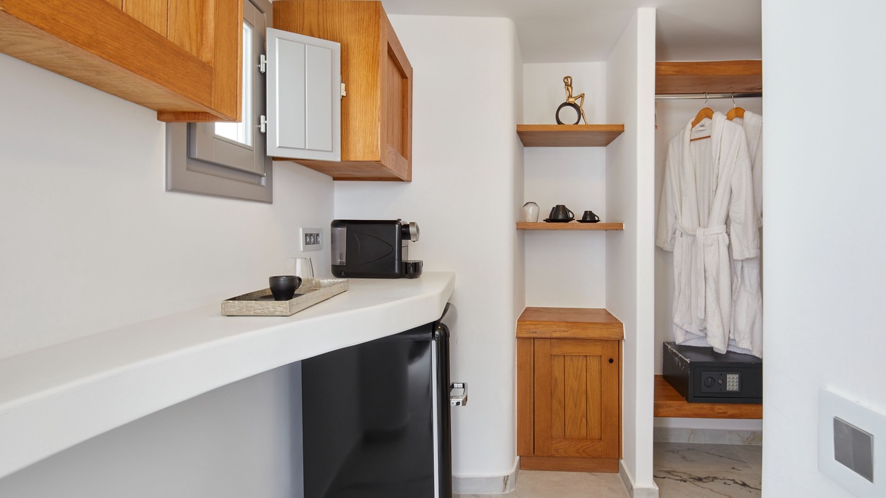 Photo of Bedroom in Oia